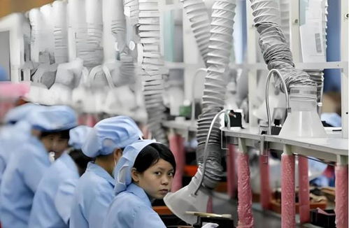 两张王牌助力中国外贸逆势上扬，美西方贸易施压计划受挫